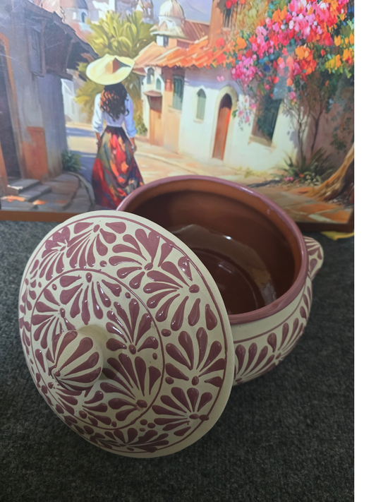 Pink with White Sopera de Barro - Engobe